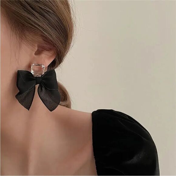 Black bow dangle earrings M3 - Picture 2 of 7